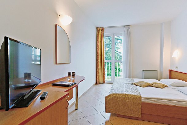 Drazica Hotel Resort & Villa Lovorka - Wohnbeispiel Doppelzimmer Hauptgebäude (Zimmercodierung DB2)