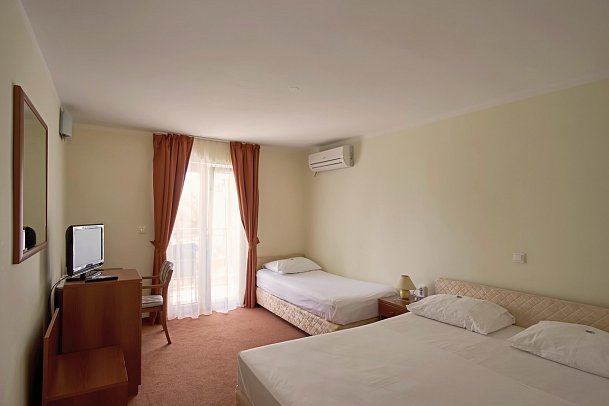 Vila Ruzica - Wohnbeispiel Doppelzimmer Annex Balkon Meerseite (Zimmercodierung D1V)