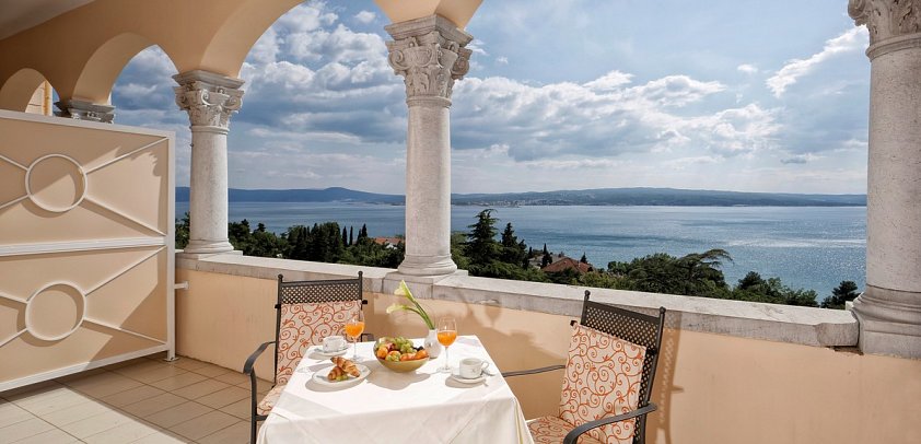 Kvarner Palace - Wohnbeispiel Doppelzimmer Superior Meerblick (Zimmercodierung DSM)