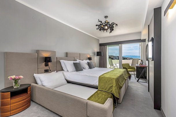 Omorika - Wohnbeispiel Doppelzimmer Superior Meerseite (Zimmercodierung DSC)