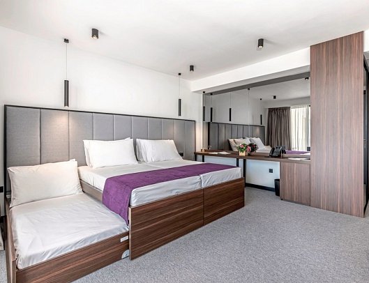 Ad Turres - Wohnbeispiel Doppelzimmer Haupthaus Meerseite (Zimmercodierung D1U)