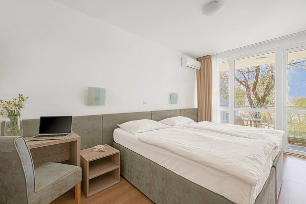 Slaven - Wohnbeispiel Doppelzimmer Nebengebäude (Zimmercodierung DBV)