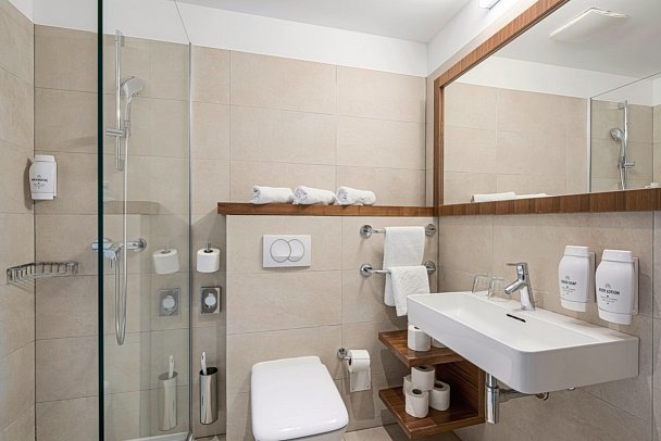 Katarina - Beispiel Bad Doppelzimmer (Zimmercodierung DB1)