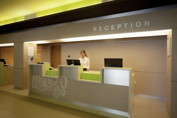 Family Hotel Vespera - Rezeption