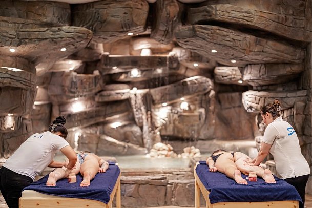 Sirena Beach Resort & Spa