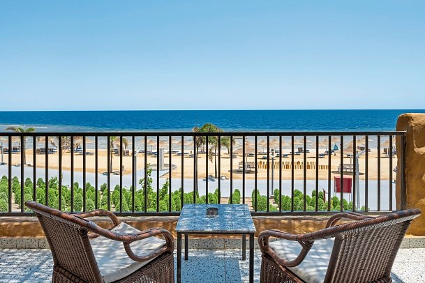 Pickalbatros Portofino Vita Resort - Beispiel Balkon Doppelzimmer Superior Meerblick (Zimmercodierungen BSM & DCM)