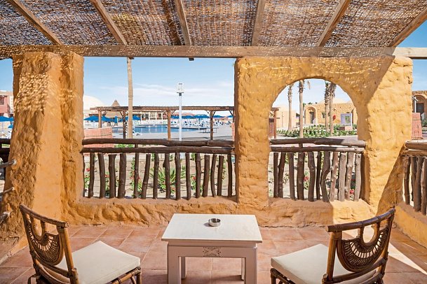 Pickalbatros Portofino Villaggio Resort - Beispiel Balkon Doppelzimmer Standard Poolblick (Zimmercodierungen DGP & DC2)