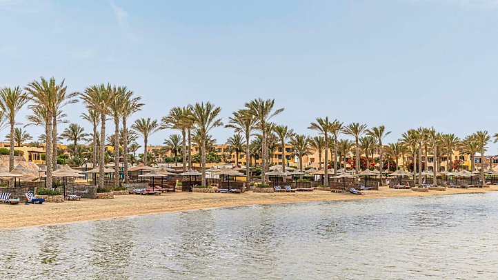 Blend Elphistone Resort