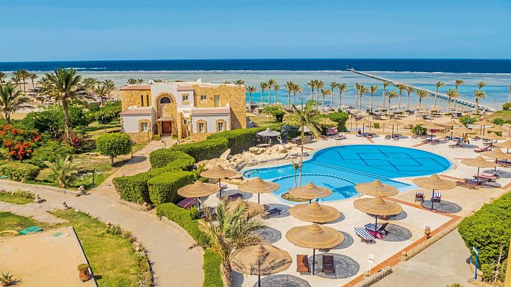 Blend Elphistone Resort