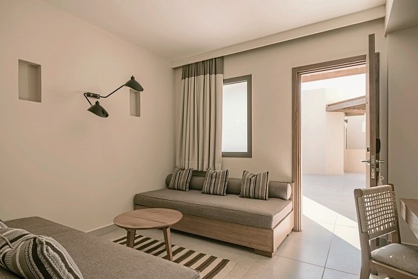 JAZ Elite Riviera - Wohnbeispiel Familienzimmer Deluxe Poolblick (Zimmercodierung FDP)