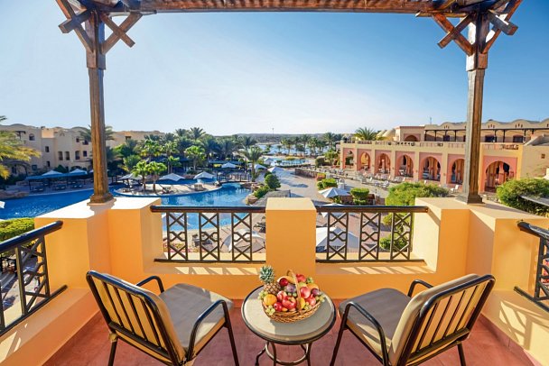 Steigenberger Coraya Beach - Beispiel Balkon Poolblick (Zimmercodierungen DSP & DDP)