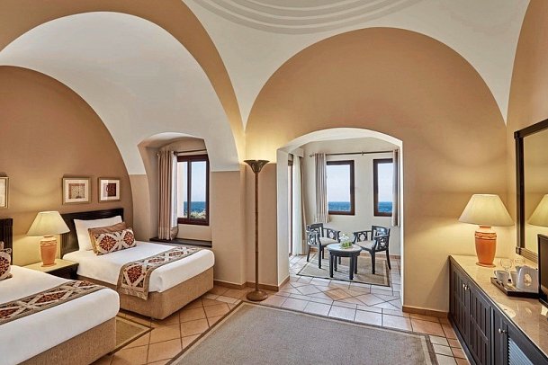 Steigenberger Coraya Beach - Wohnbeispiel Doppelzimmer Deluxe Meerblick (Zimmercodierung DDM)