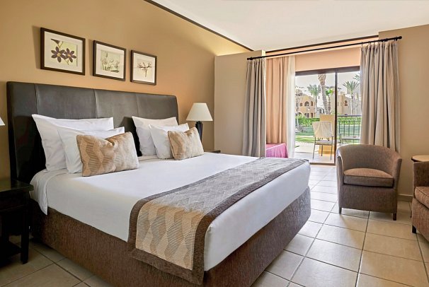 JAZ Lamaya Resort - Wohnbeispiel Familienzimmer Gartenblick (Zimmercodierung F2G)