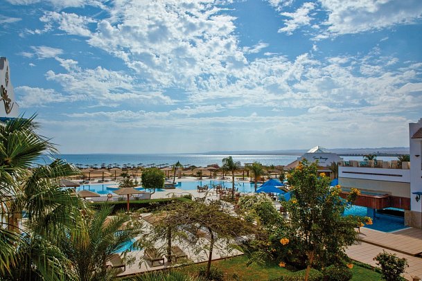 Lahami Bay Beach Resort & Gardens