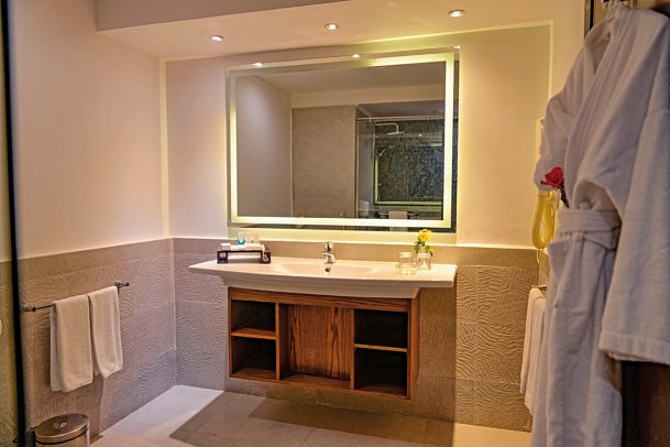 Sentido Akassia Beach - Wohnbeispiel Juniorsuite Deluxe Poolblick (Zimmercodierung JDP)