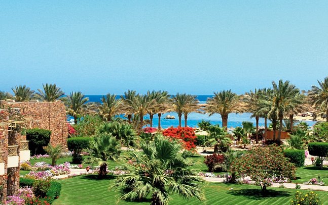 Brayka Bay Resort