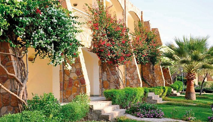 Brayka Bay Resort