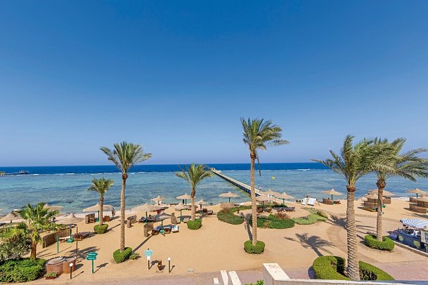 Flamenco Beach & Resort