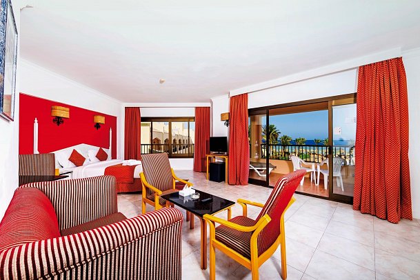 Flamenco Beach & Resort - Wohnbeispiel Familienzimmer seitl. Meerblick (Zimmercodierung F1N)