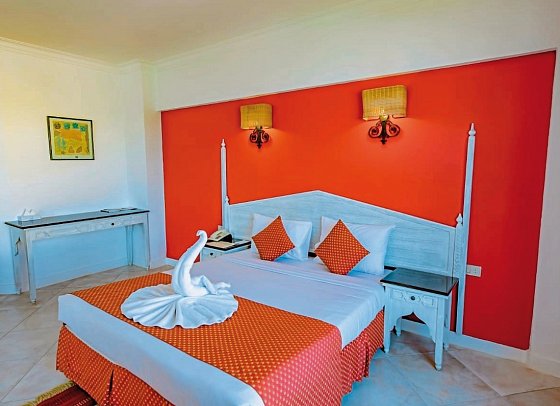 Flamenco Beach & Resort - Wohnbeispiel Doppelzimmer Standard Pool-/Gartenblick (Zimmercodierungen DG1 & DC1)