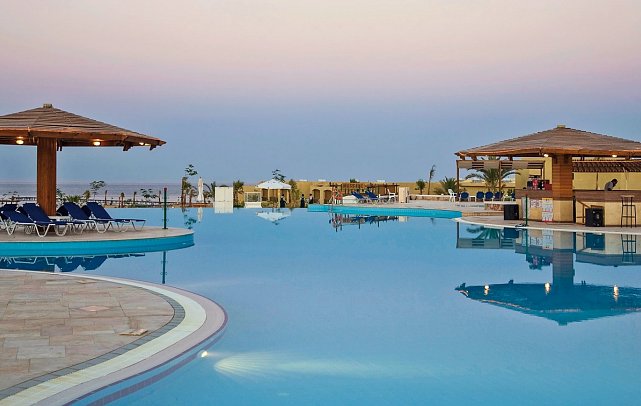 Three Corners Fayrouz Plaza Beach Resort