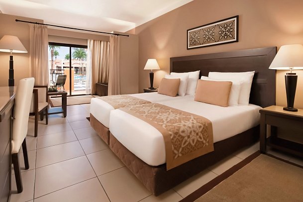 JAZ Neo Dar El Madina - Wohnbeispiel Familienzimmer Poolblick (Zimmercodierung F1P)