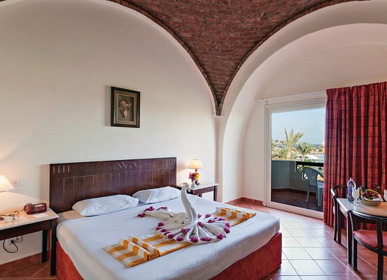 Three Corners Sea Beach Resort - Wohnbeispiel Doppelzimmer Komfort Gartenblick (Zimmercodierungen DFG & DCG)