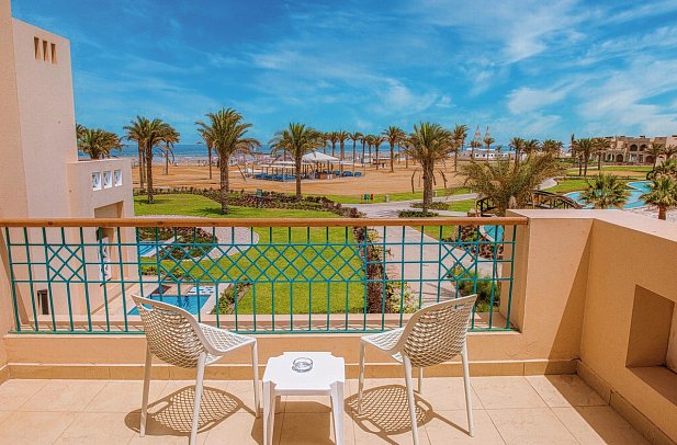 Sataya Resort - Beispiel Balkon Doppelzimmer Premium Meerblick (Zimmercodierungen DMM & DC2)