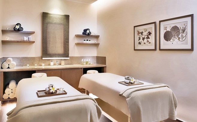 Steigenberger Resort Alaya - Wohnbeispiel Doppelzimmer Premium Deluxe Swim Up Poolblick (Zimmercodierung DMP)