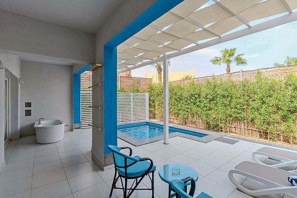 Casa Blue Resort - Beispiel Terrasse Infinity Suite (Zimmercodierung WMR)