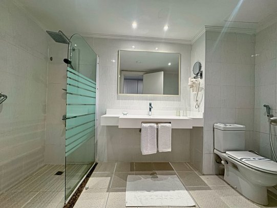 Casa Mare Resort - Beispiel Bad Doppelzimmer Deluxe (Zimmercodierungen DD1 & DC2)