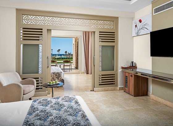Pickalbatros Sea World Resort - Wohnbeispiel Familienzimmer Meerblick (Zimmercodierung F1M)