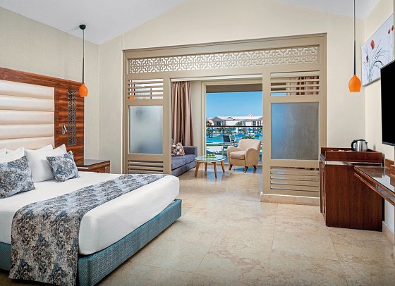 Pickalbatros Sea World Resort - Wohnbeispiel Juniorsuite Poolblick (Zimmercodierung JB1)