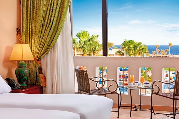 Pickalbatros Oasis Port Ghalib - Wohnbeispiel Doppelzimmer Standard Poolblick (Zimmercodierungen DGP & DCP)