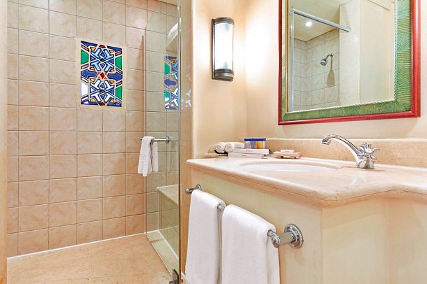 Pickalbatros Oasis Port Ghalib - Beispiel Bad Doppelzimmer Standard (Zimmercodierungen DGG, DCG, DGP, DCP, DG1 & DC1)