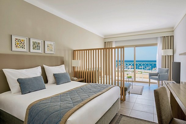 JAZ Elite Maraya - Wohnbeispiel Familienzimmer Deluxe Meeresfront (Zimmercodierung FDO)