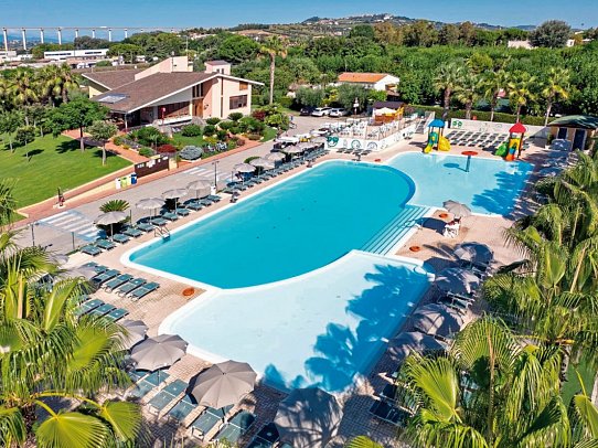 Don Antonio Glamping Village (by Happy Camp)