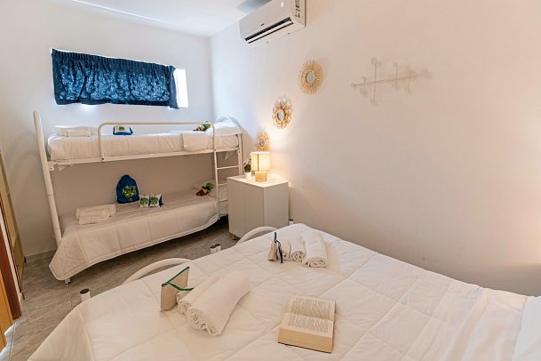 Roseto degli Abruzzi Easy Camping Village - Wohnbeispiel Bungalow Standard (Zimmercodierung CB1)