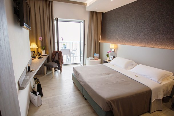 Hermitage - Wohnbeispiel Doppelzimmer Meerblick (Zimmercodierung DBM)