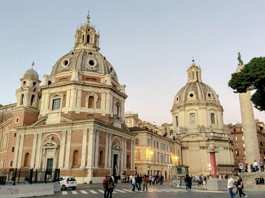 Kleingruppenreise Rom & Amalfiküste - Kirchen am Forum Romanum
