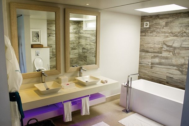 Carana Beach Hotel - Badezimmer Chalet (Zimmercodierungen UBM, UHM, UGM, UH1, DB8 & DG8)