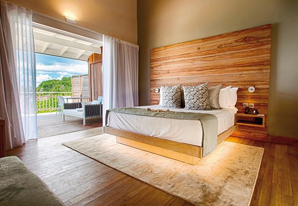 Carana Beach Hotel - Wohnbeispiel Oceanview Chalet (Zimmercodierungen UBM, UHM & DB8)