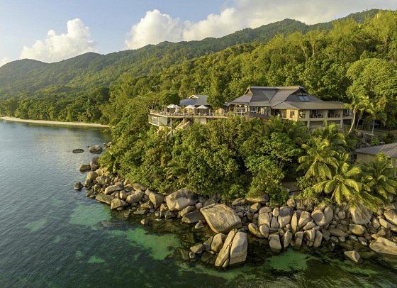 Coco de Mer & Black Parrot Suites