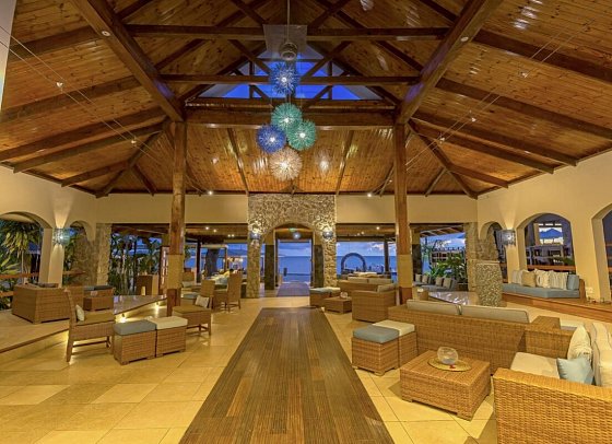 Coco de Mer & Black Parrot Suites