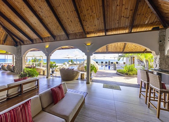 Coco de Mer & Black Parrot Suites