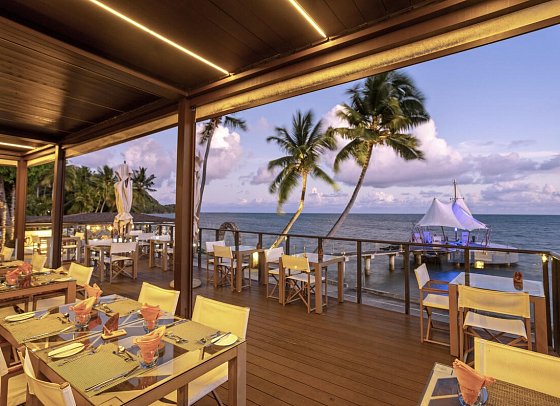 Coco de Mer & Black Parrot Suites