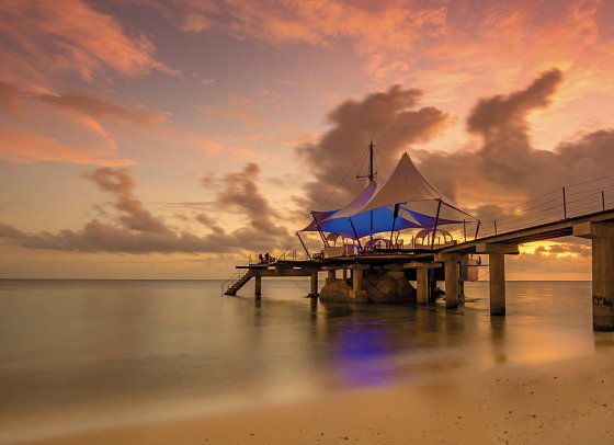 Coco de Mer & Black Parrot Suites