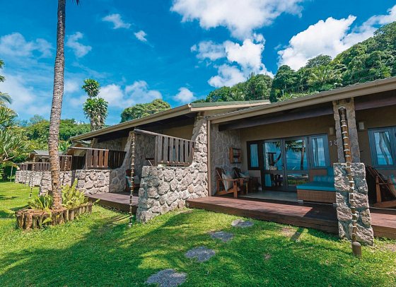 Coco de Mer & Black Parrot Suites