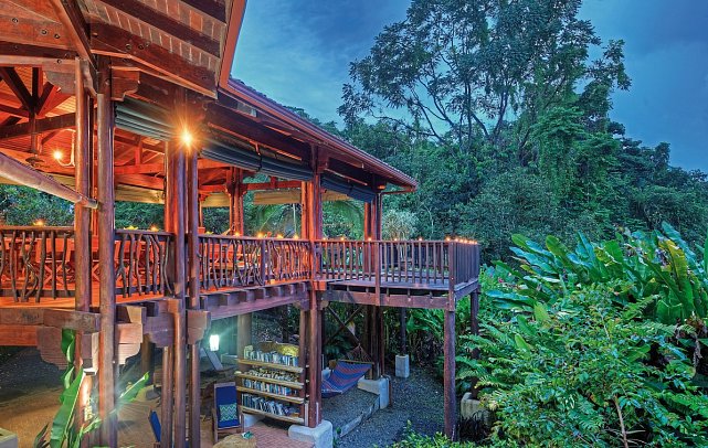 Playa Nicuesa Rainforest Lodge