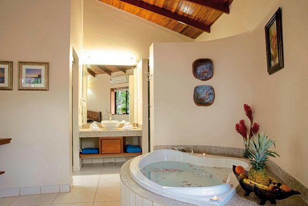 Tango Mar Beachfront Boutique Hotel & Villas - Wohnbeispiel Tropical Suite (Zimmercodierung WB1)